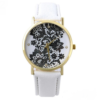 Стилен дамски часовник в бяло с черен акцент Код 209 - Модел 1 - Бял