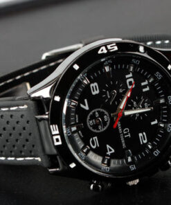 Мъжки спортен часовник с черен циферблат