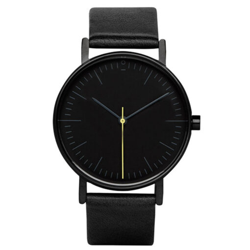 Черен мъжки часовник с изчистен дизайн и жълта стрелка Код: 175